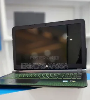 Laptop HP Pavilion Power 15 8GB Intel Core I5 HDD+SSD 1.5T