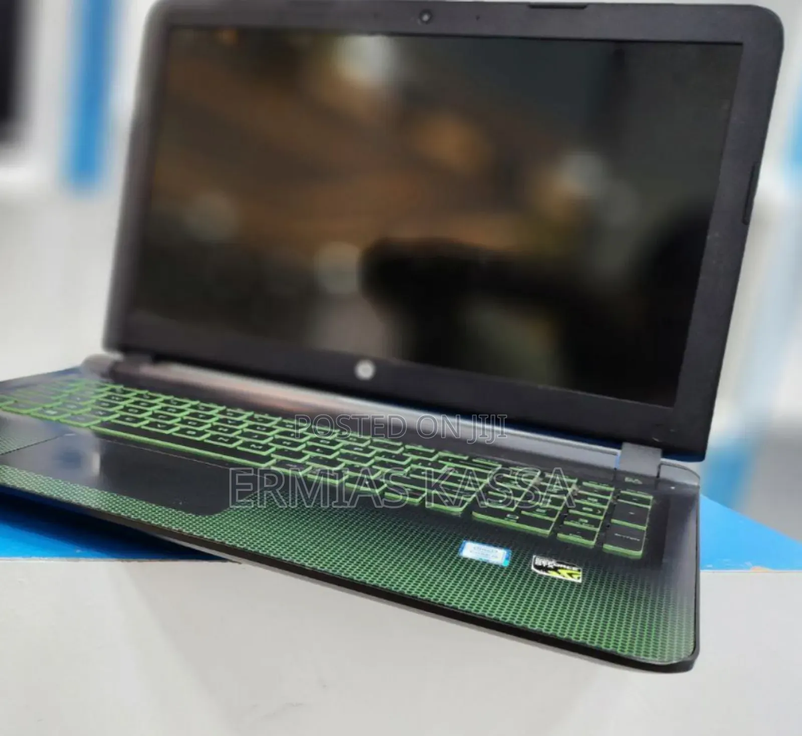 Laptop HP Pavilion Power 15 8GB Intel Core I5 HDD+SSD 1.5T