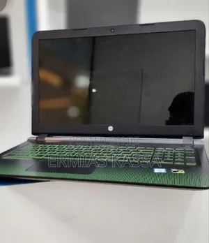 Laptop HP Pavilion Power 15 8GB Intel Core I5 HDD+SSD 1.5T