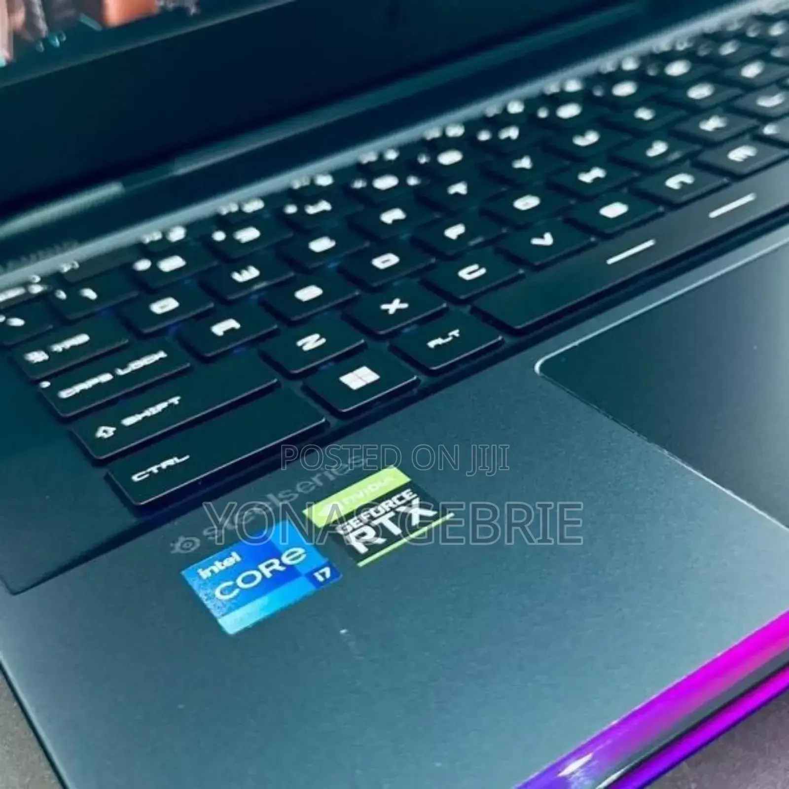 New Laptop MSI Raider GE76 12UGS 16GB Intel Core I7 SSD 1T