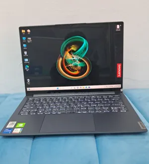 Photo - New Laptop Lenovo 16GB Intel Core I5 SSD 512GB