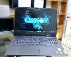 New Laptop Lenovo LOQ 15IRH8 16GB AMD Ryzen 7 SSD 512GB