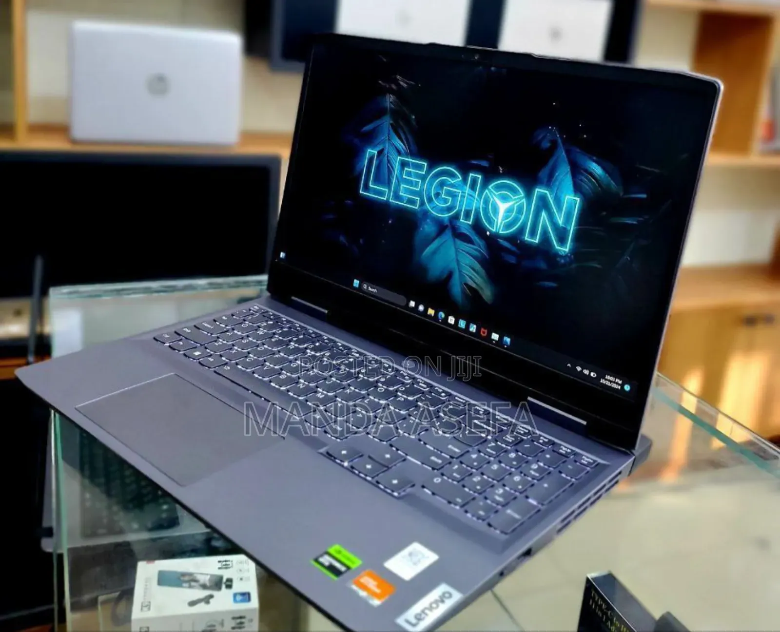New Laptop Lenovo LOQ 15IRH8 16GB AMD Ryzen 7 SSD 512GB