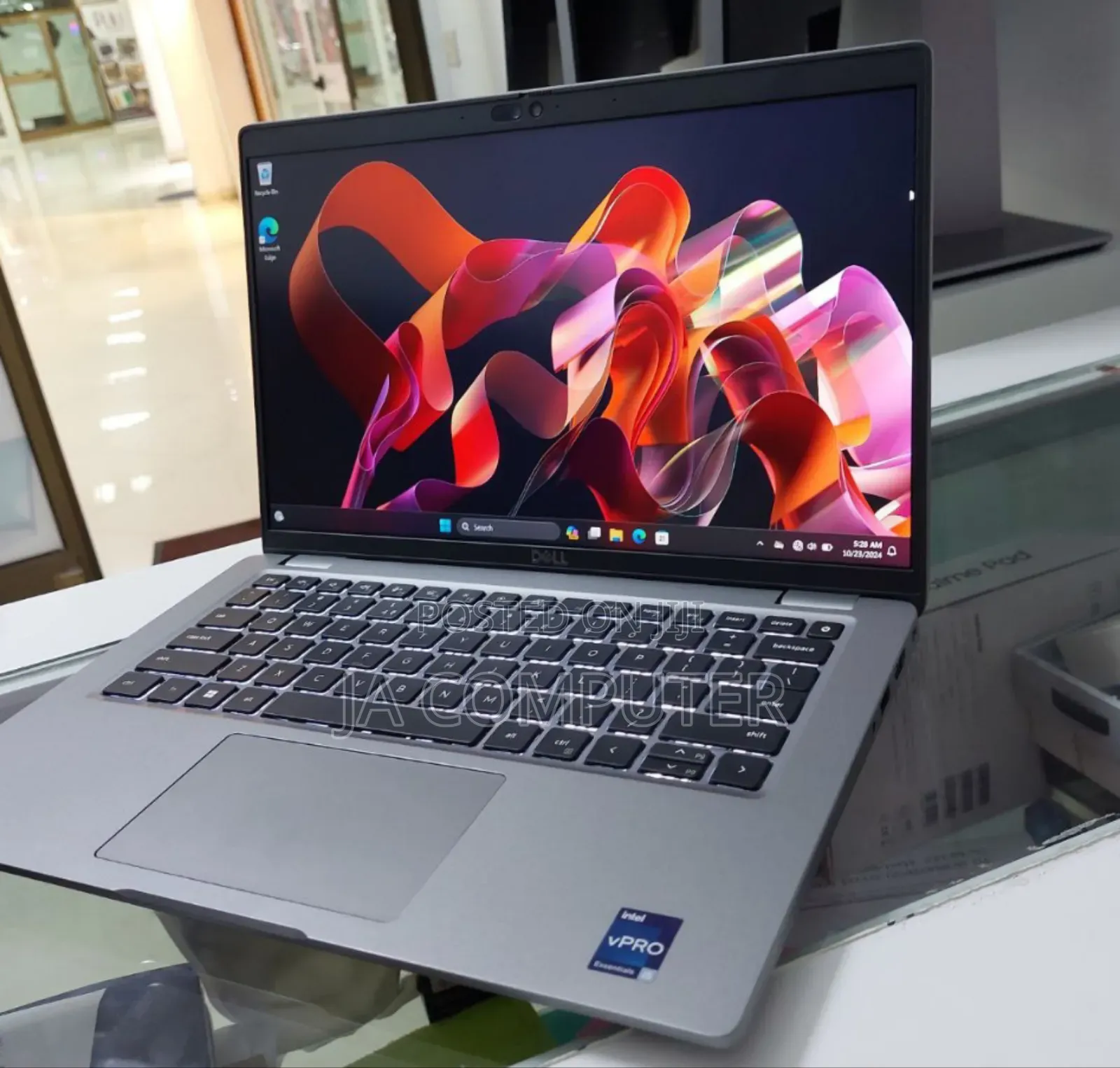 New Laptop Dell Latitude 5440 16GB Intel Core I5 SSD 256GB