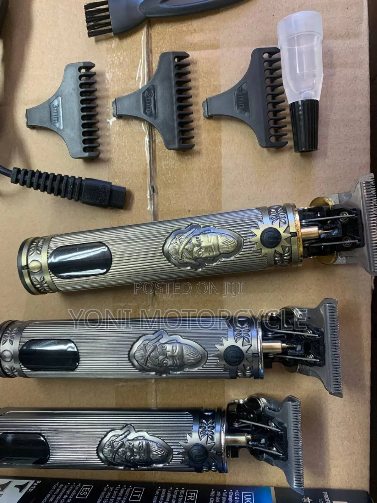 Professional00 Kemei Rechargeable Hair Clipeliiper