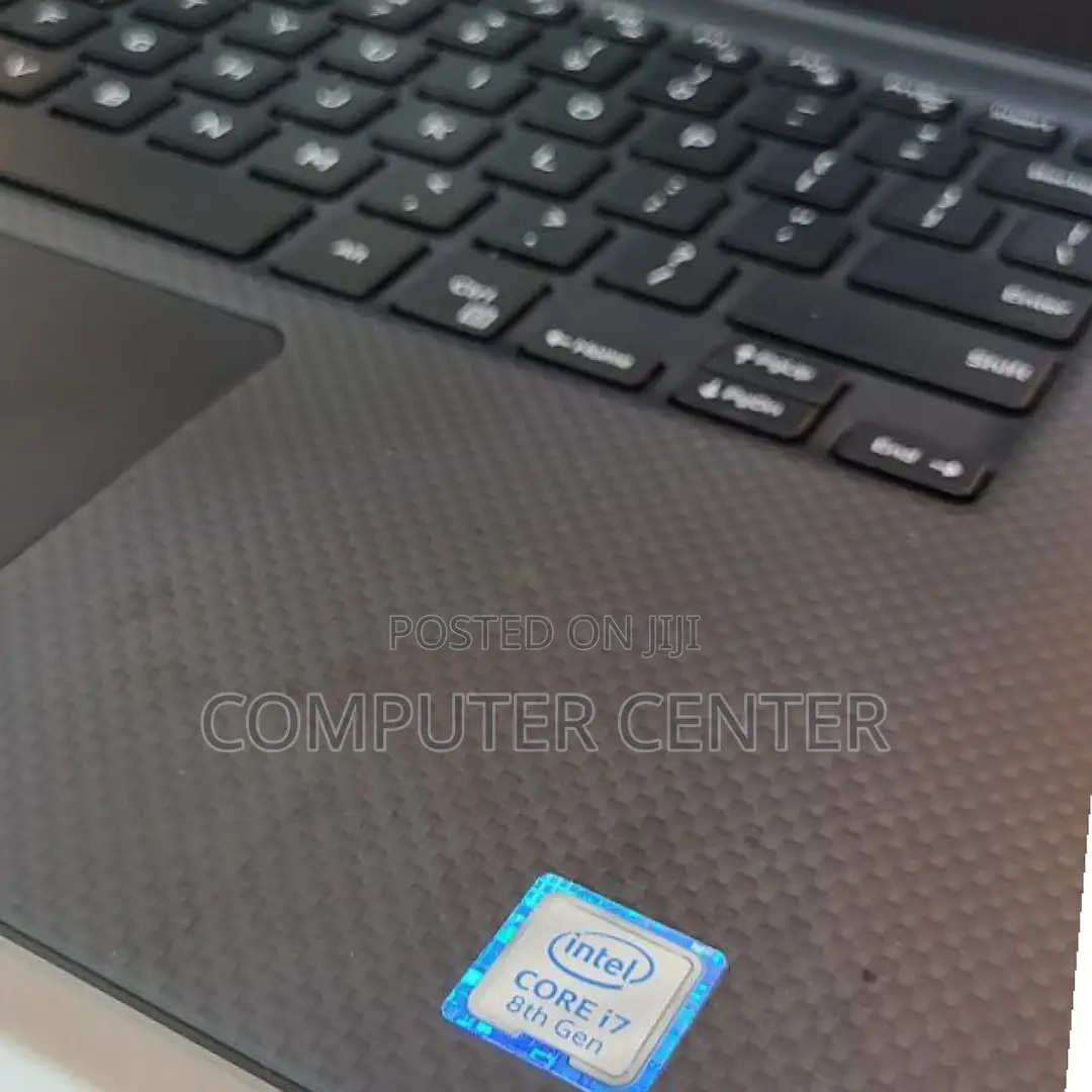 New Laptop Dell Precision 15 3520 16GB Intel Core I7 SSD 512GB