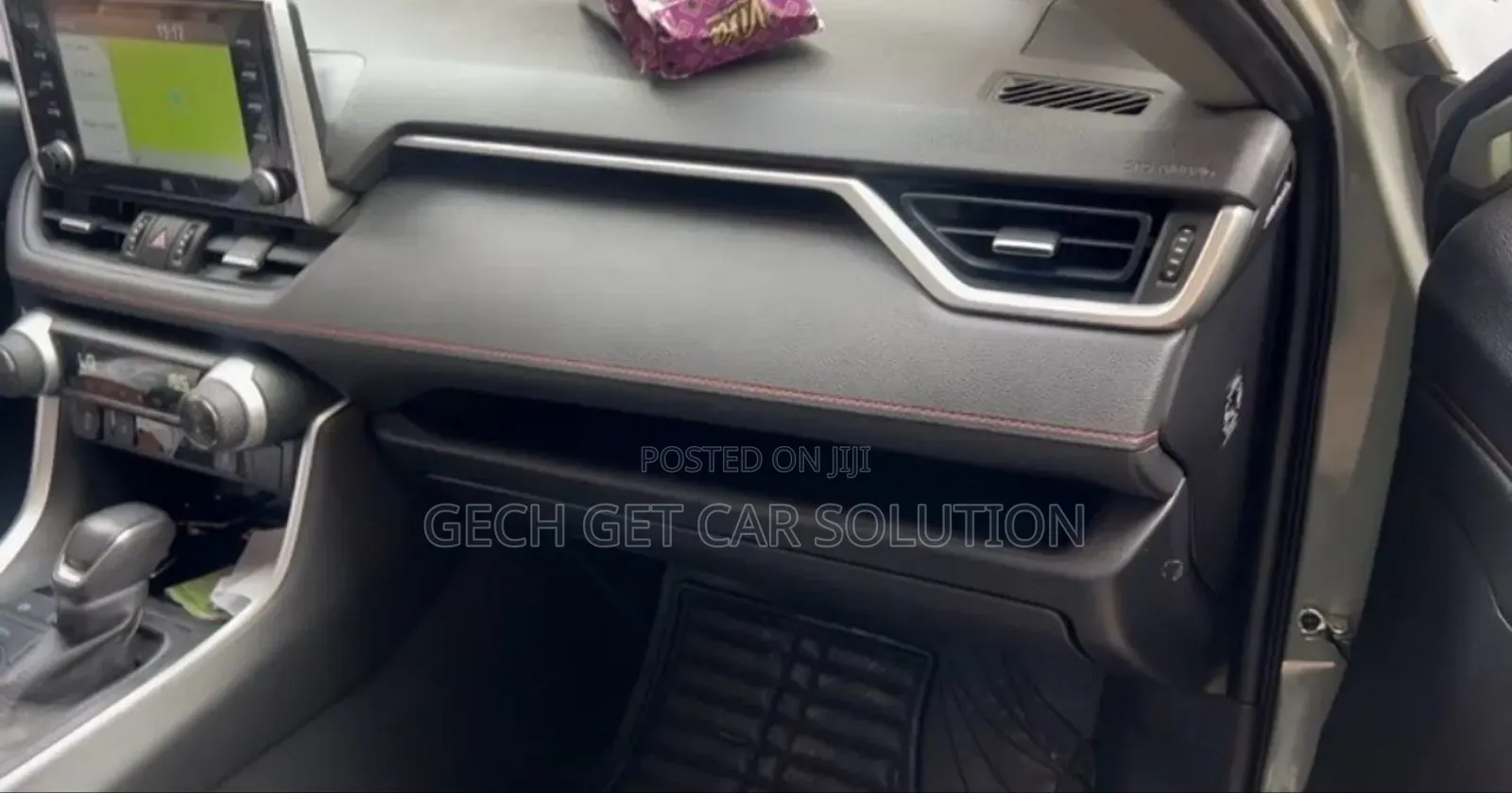 Toyota RAV4 2022 Green