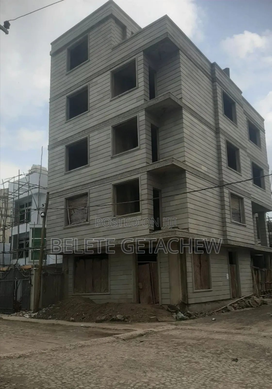 7bdrm House in Figa -Semit G+3,, Bole for sale