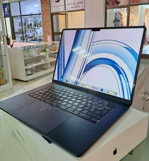 Photo - New Laptop Apple MacBook Air 2023 M2 8GB Apple M2 SSD 512GB