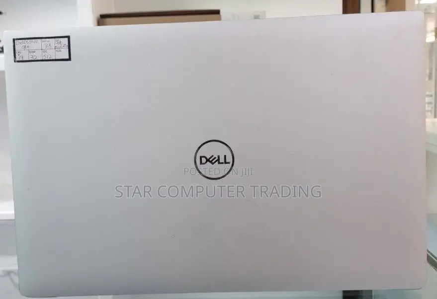 New Laptop Dell Precision 15 3520 32GB Intel Core I7 SSD 512GB