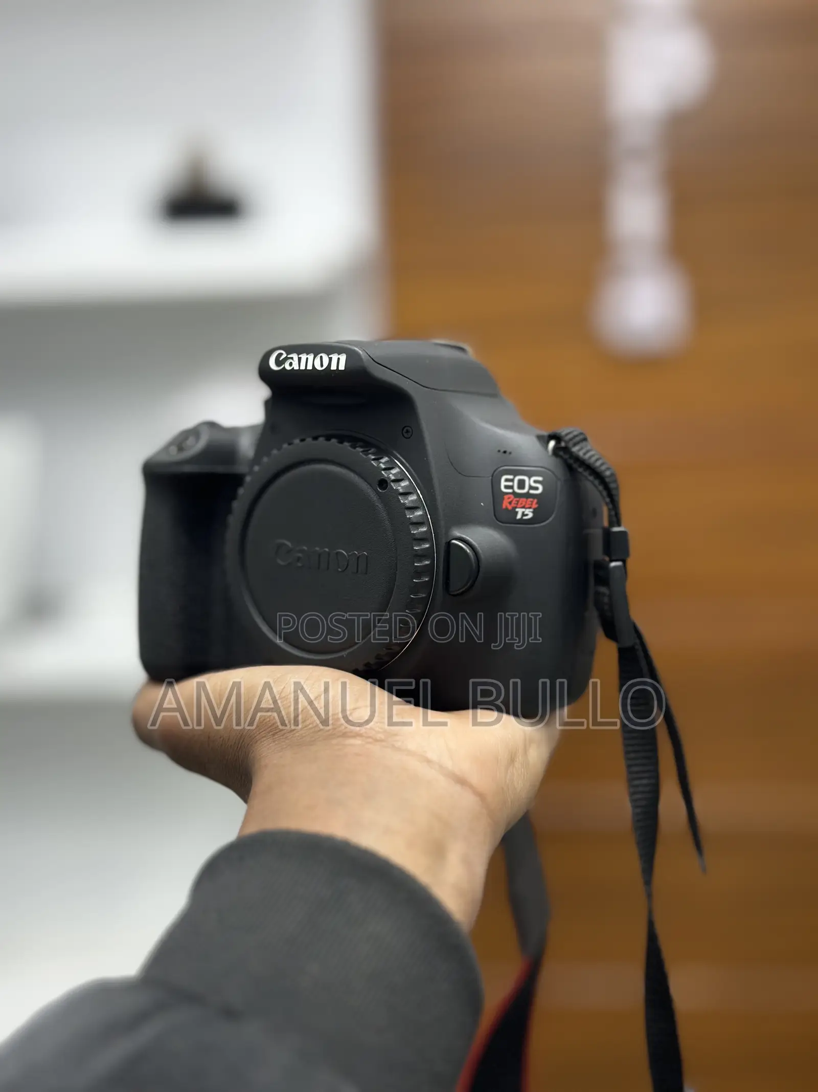 Canon T5 / 1200d Camera