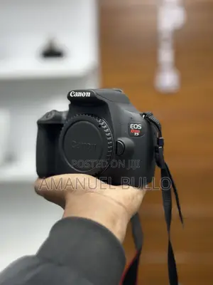 Canon T5 / 1200d Camera