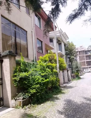 5bdrm House in Semit Fyelbet, G+2, Bole for sale