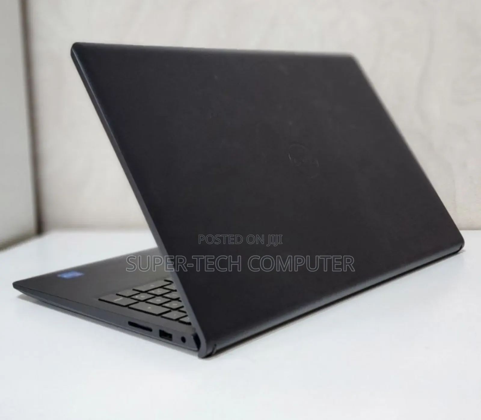 New Laptop Dell Precision 15 3520 8GB Intel Core I5 SSD 512GB