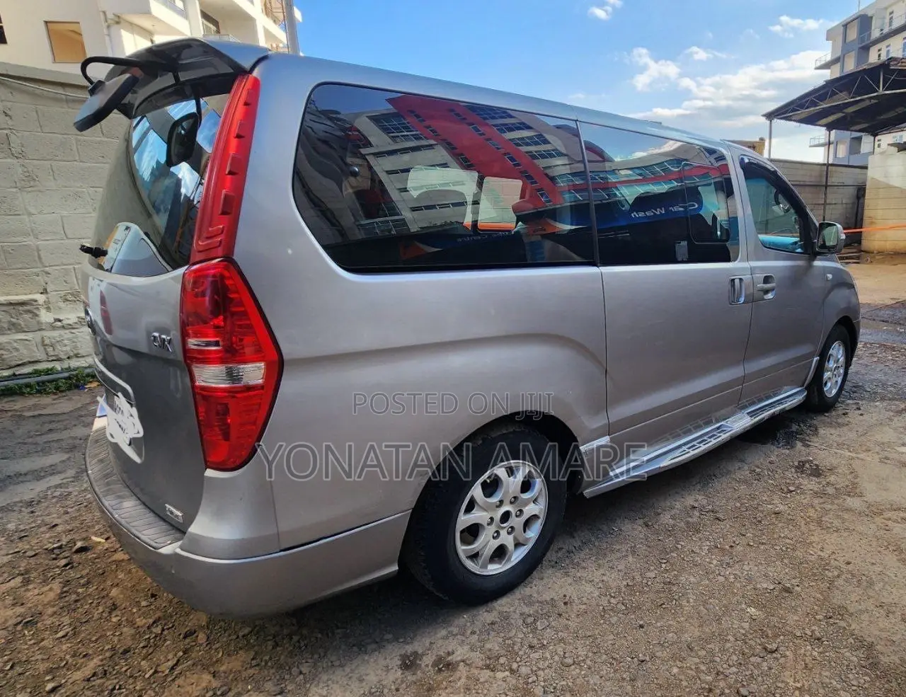 Hyundai Starex 2012 Silver