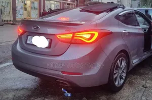 Hyundai Avante 2014 Silver