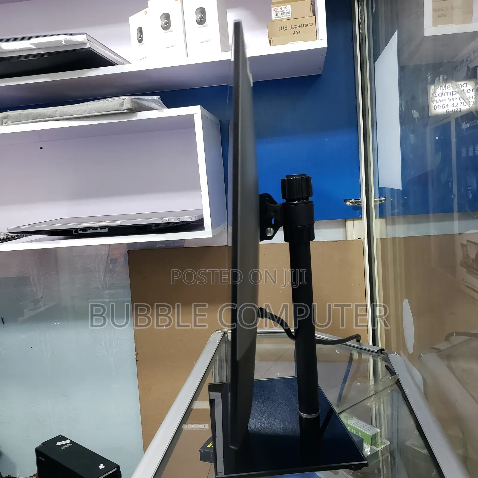 DELL 27 Inch Frameless Monitor