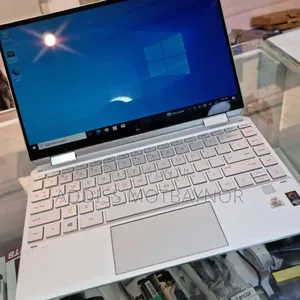 Photo - New Laptop HP Spectre 16GB Intel Core I7 SSD 1T