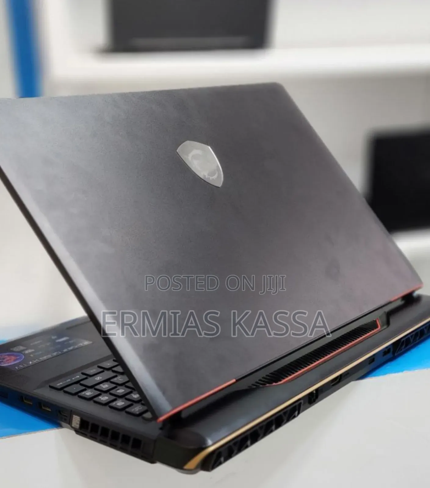 New Laptop MSI WE62 7RI 32GB Intel Core I9 SSD 1T