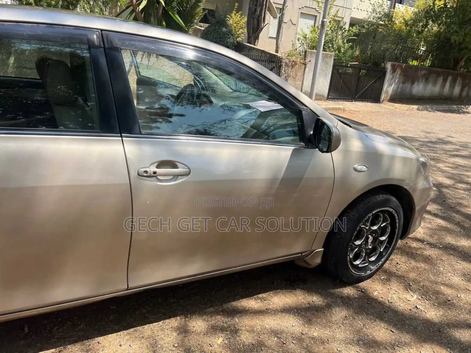 Toyota Corolla 2009 Gold