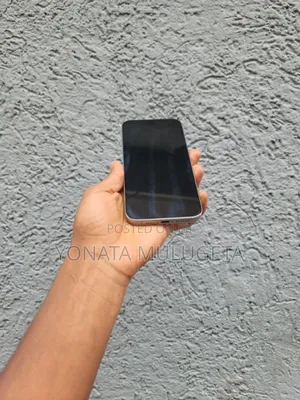 Photo - Apple iPhone 15 Pro Max 256 GB White