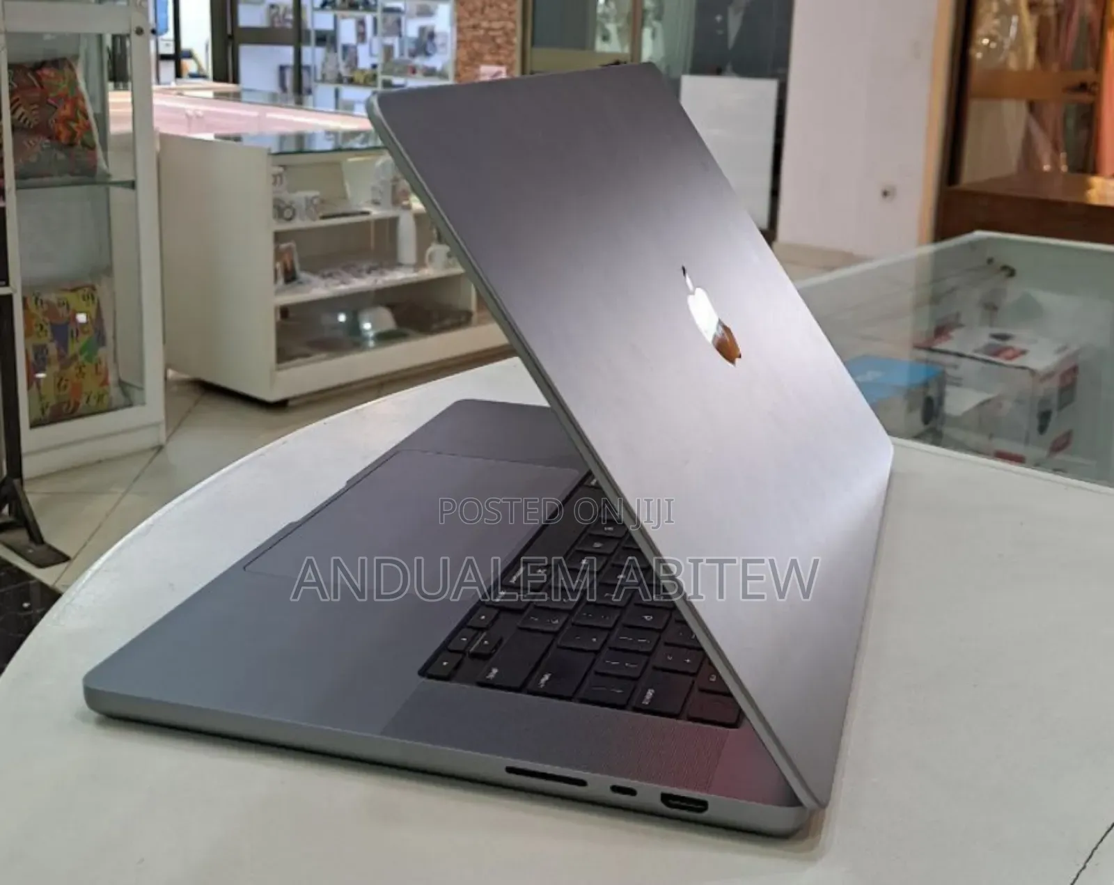 New Apple MacBook Pro 2023 M2 Pro 16-Inch 32GB Apple M2 SSD 512GB