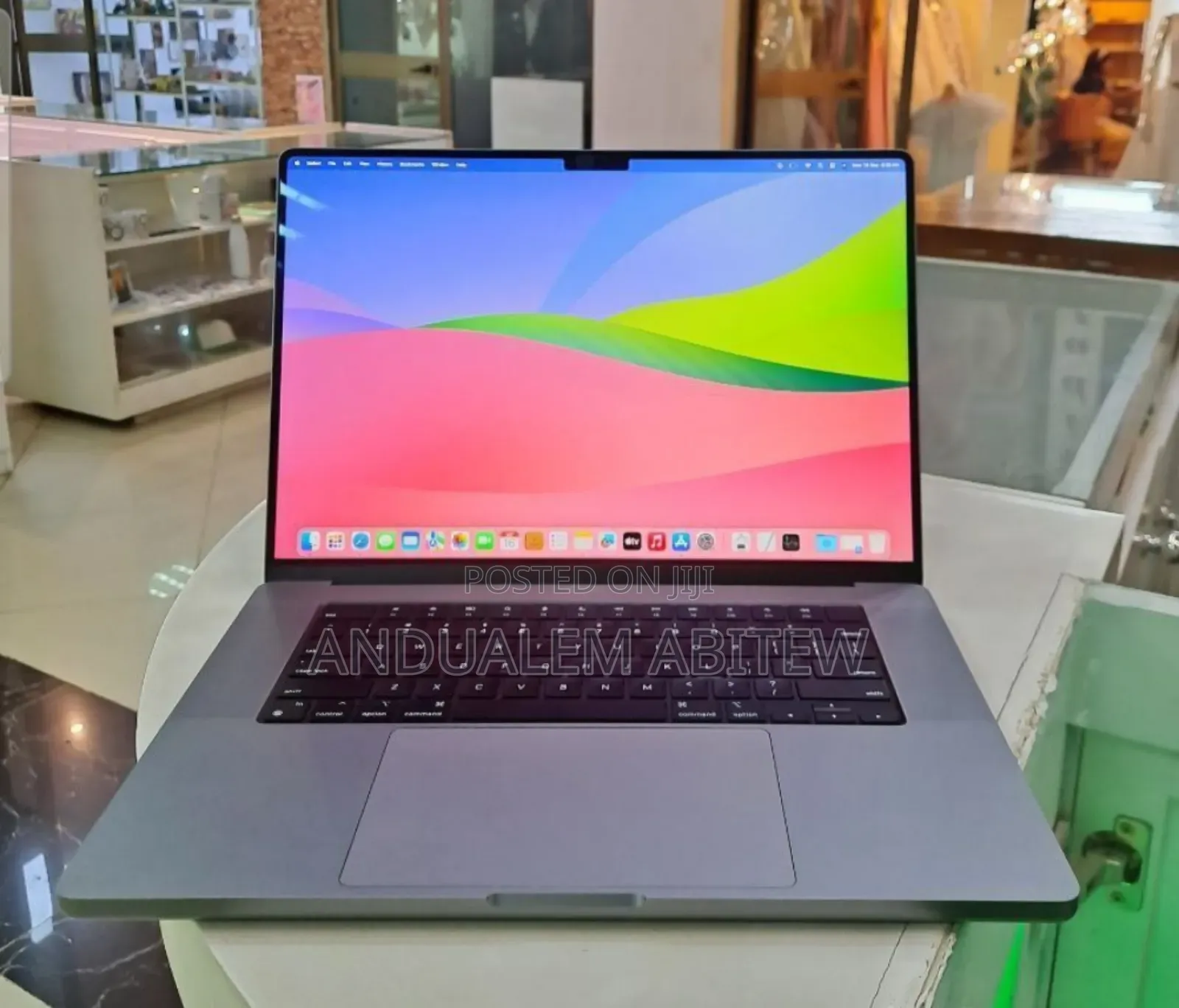 New Apple MacBook Pro 2023 M2 Pro 16-Inch 32GB Apple M2 SSD 512GB