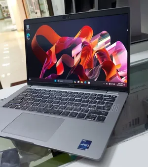 New Laptop Dell Latitude 5310 16GB Intel Core I5 SSD 256GB