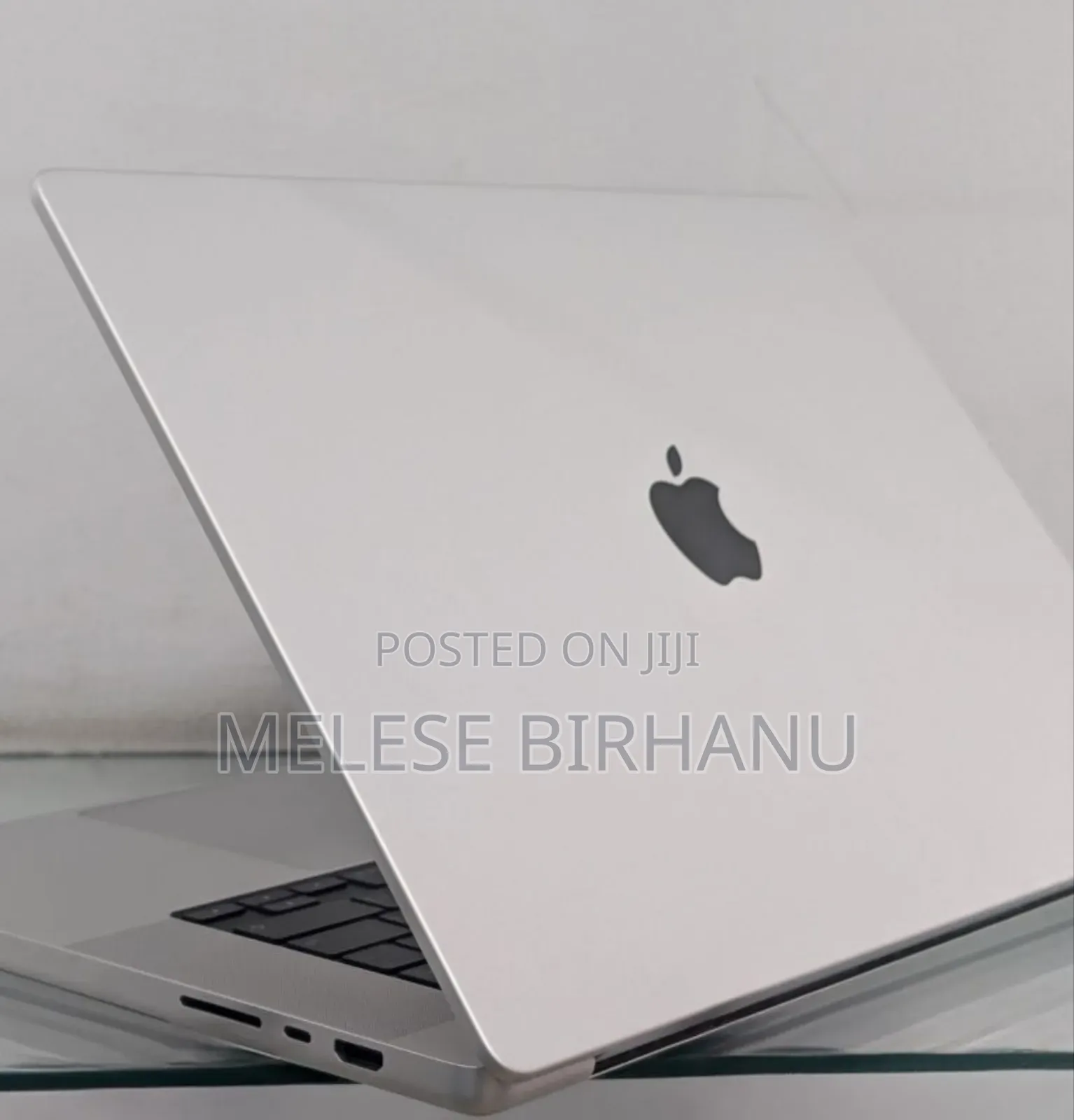 New Laptop Apple MacBook Pro 2023 M3 14-Inch 18GB Apple M3 Pro SSD 1T