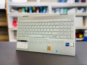 New Laptop HP Envy X360 16GB Intel Core I5 SSD 512GB