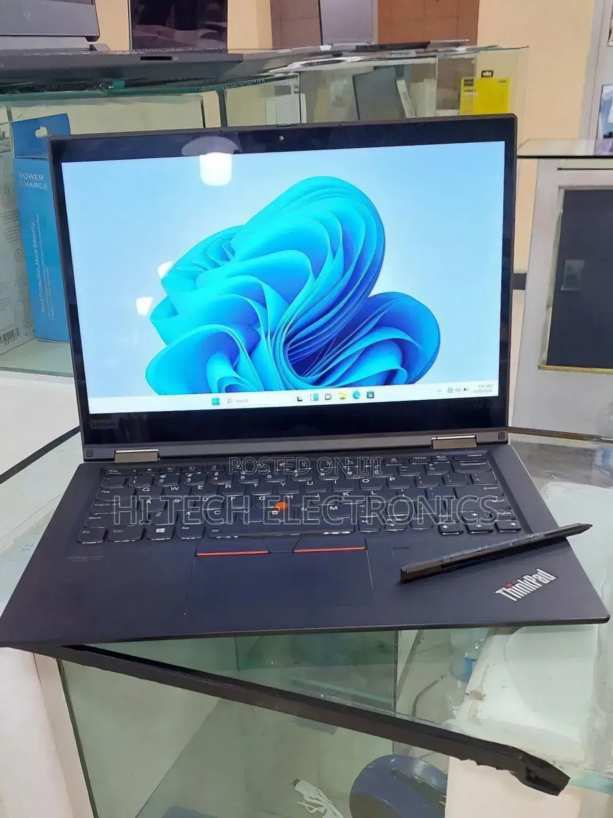 New Laptop Lenovo ThinkPad Yoga 16GB Intel Core I7 SSD 512GB