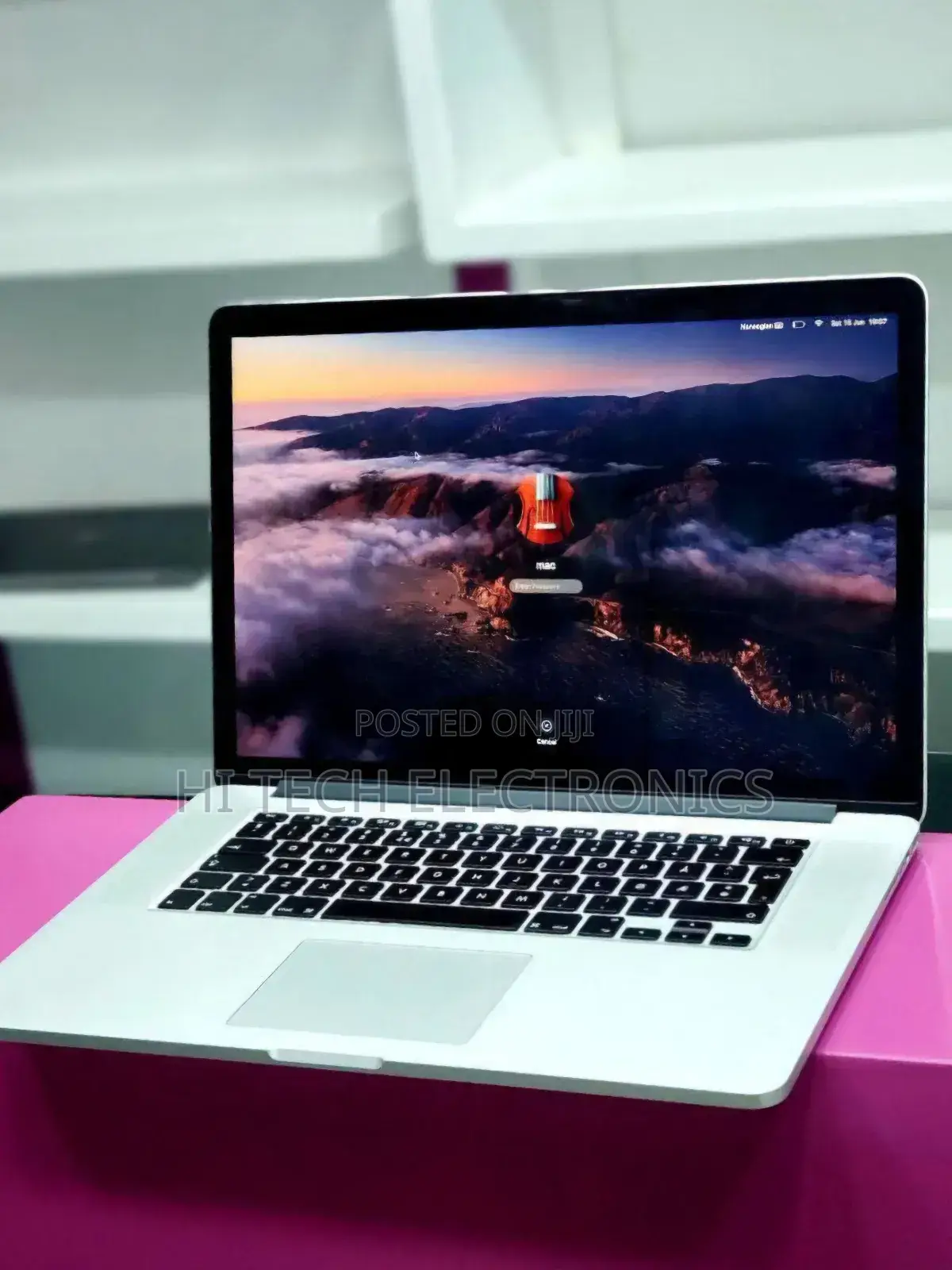 New Laptop Apple MacBook 2015 16GB Intel Core I7 SSD 512GB