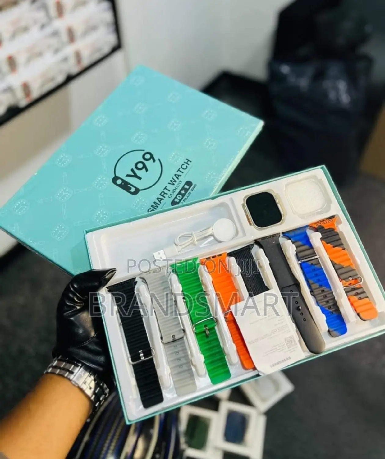 8 in 1 Ultra Smart Watch 8 መቀያየሪያ ያለው +Screen Protector ያለው