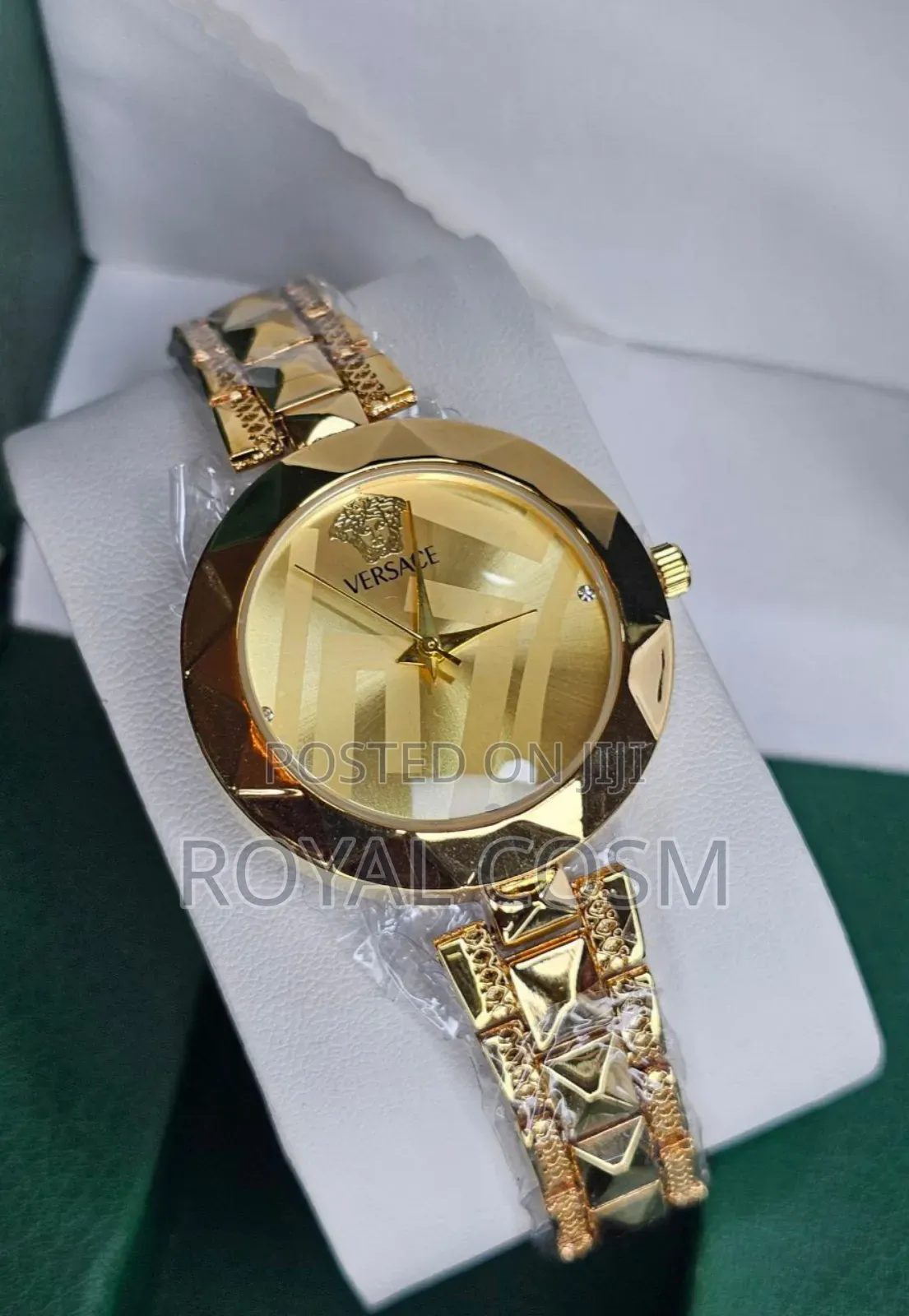 Versace የሴቶች Watches