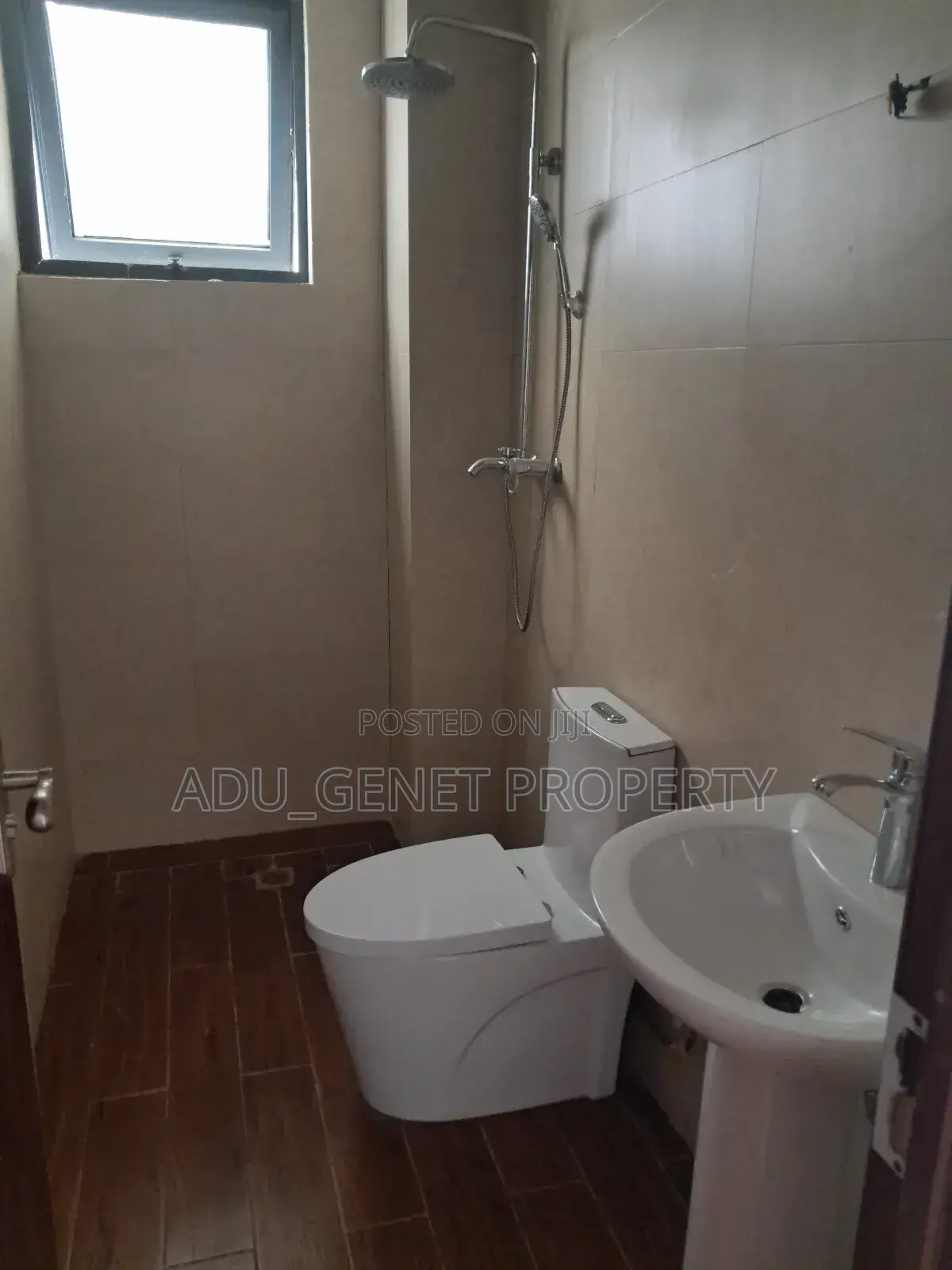 Furnished 3bdrm Apartment in ኖህ, Yeka for sale