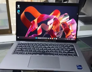 Photo - New Laptop Dell 16GB Intel Core I5 SSD 256GB