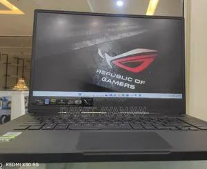 New Laptop Asus ROG Zephyrus G15 16GB Intel Core I7 SSD 512GB