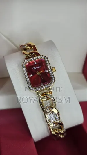 Photo - Minimalist Chanel Womens Watches