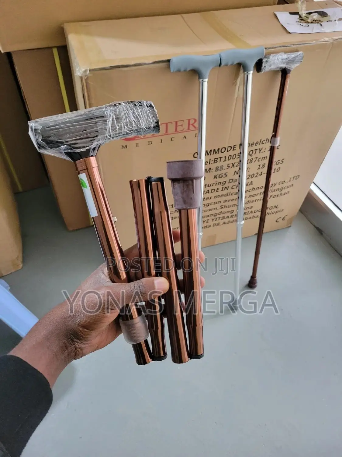 Adjustable Folding Walking Stick፮\Easy to Carry While Out