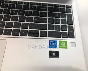 New Laptop HP 16GB Intel Core I7 SSD 512GB