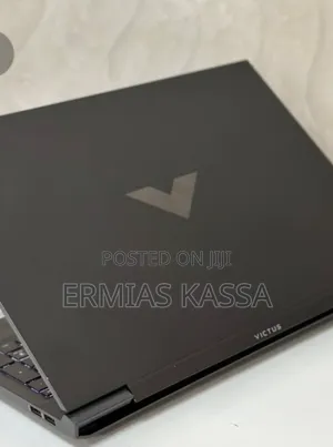 New Laptop HP Victus 16 16GB Intel Core I7 SSD 512GB