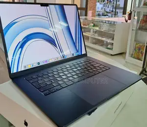 Photo - New Laptop Apple MacBook Air 2023 M2 8GB Apple M2 SSD 512GB