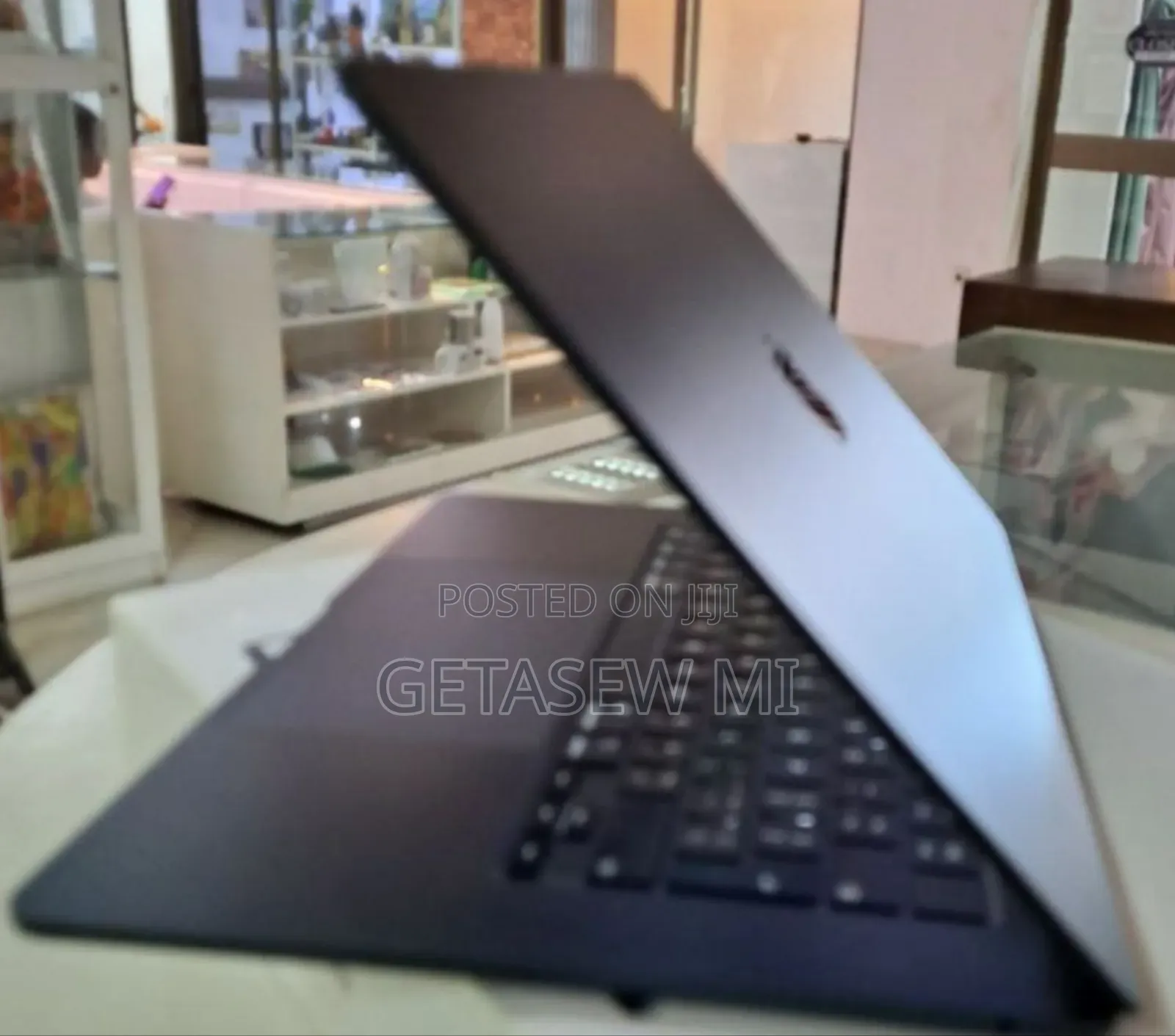 New Laptop Apple MacBook Air 2020 M1 8GB Apple M1 SSD 256GB