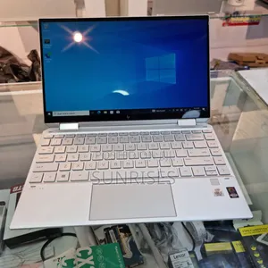 Photo - New Laptop HP Spectre 13 16GB Intel Core I7 SSD 1T