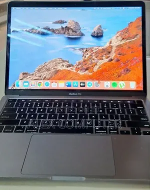 New Laptop Apple MacBook Pro M1 16GB Intel Core I5 SSD 512GB