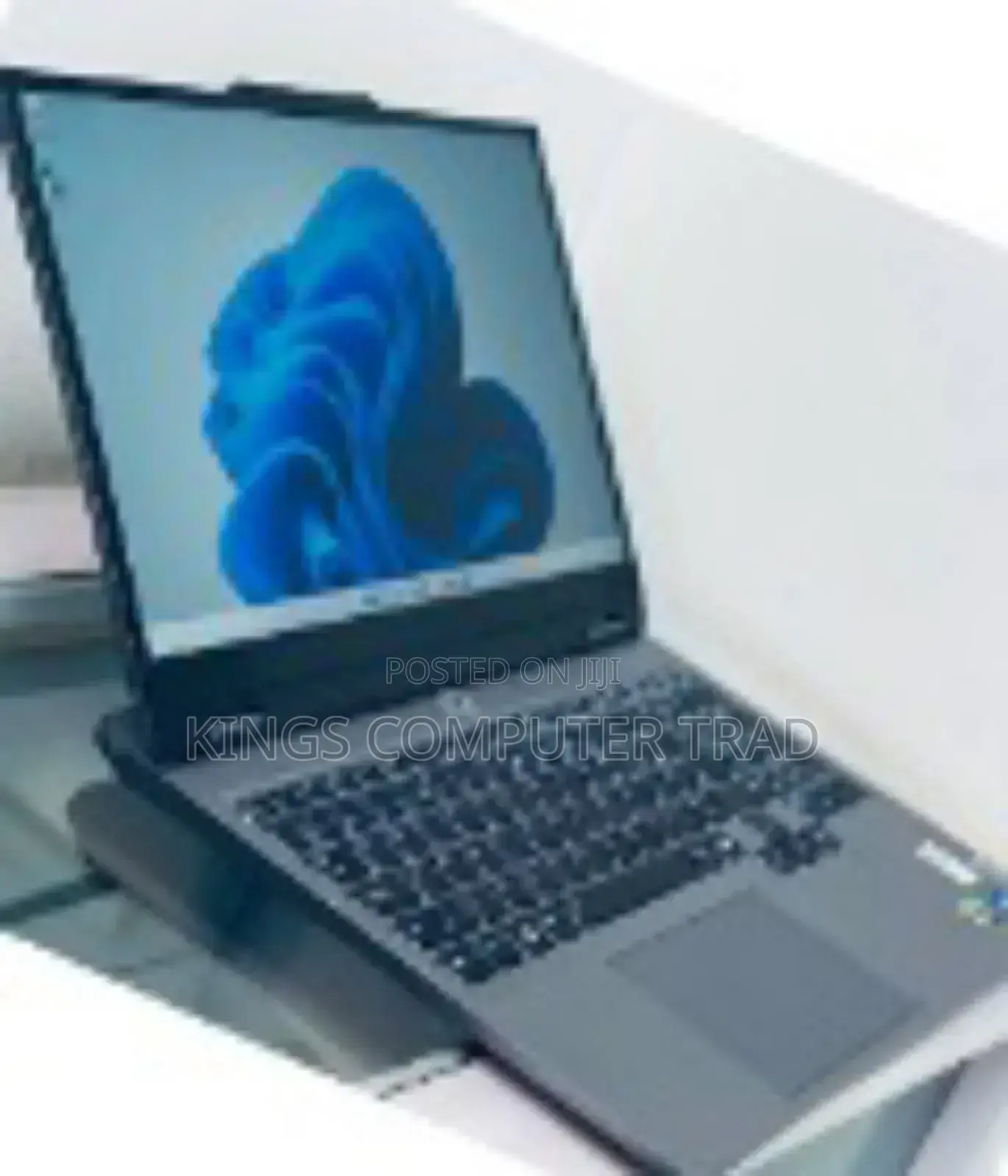 New Laptop Lenovo LOQ 15IRH8 16GB Intel Core I7 SSD 512GB