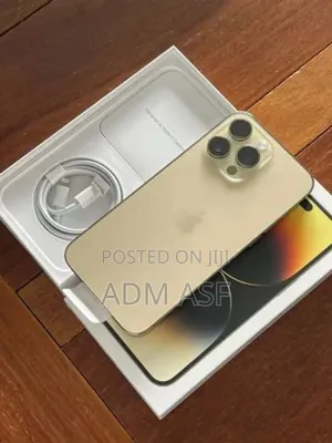 Photo - Apple iPhone 14 Pro Max 1 TB Gold