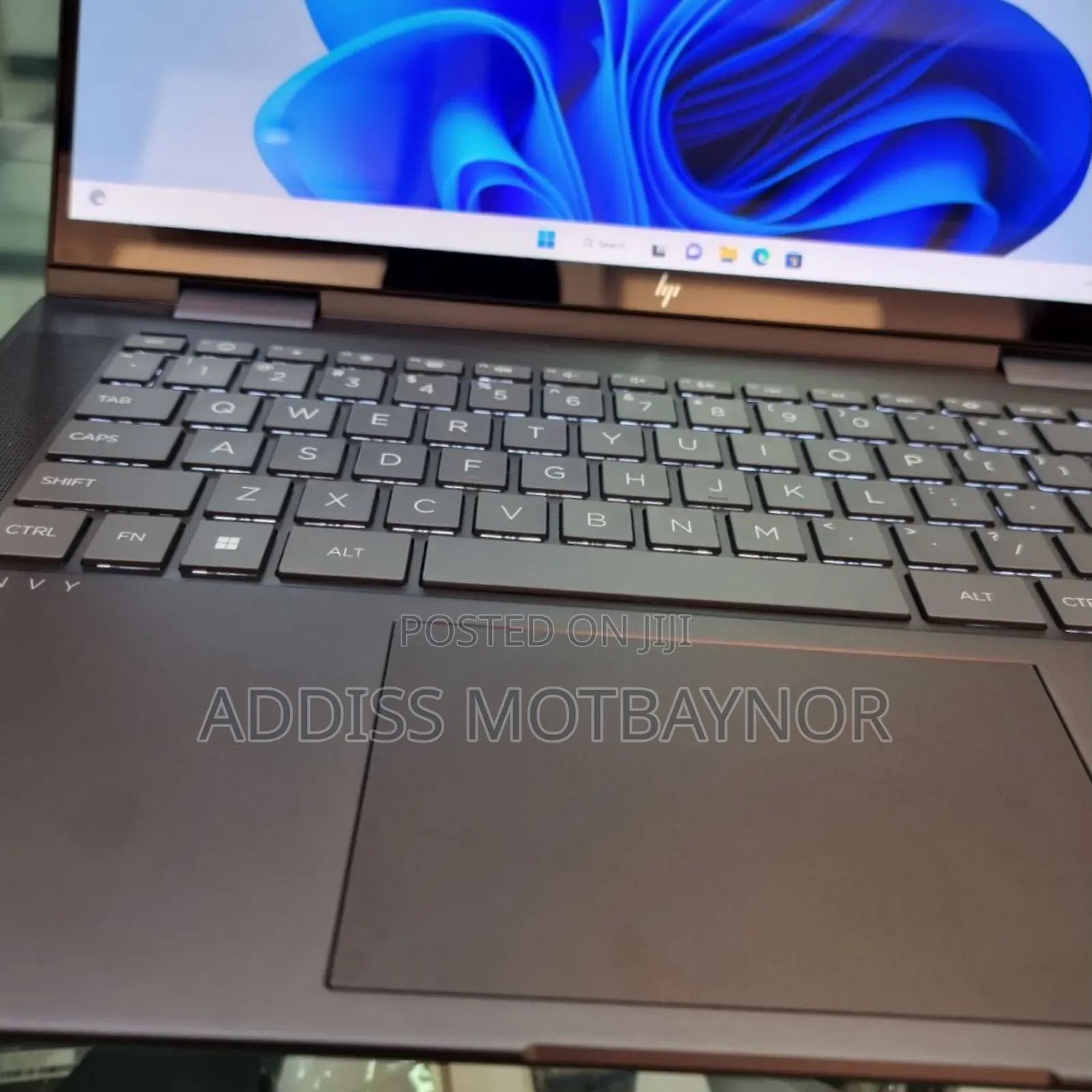 New Laptop HP Envy X360 16GB AMD Ryzen 7 SSD 512GB