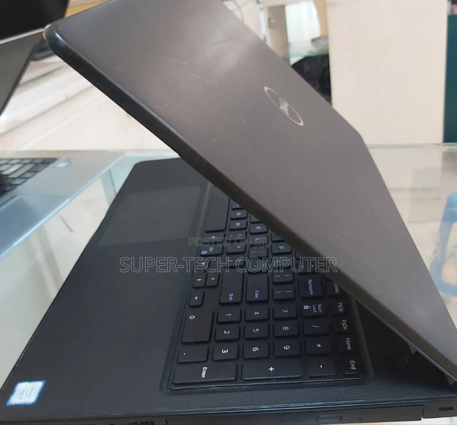 New Laptop Dell Vostro 1450 4GB Intel Core I5 HDD 1T