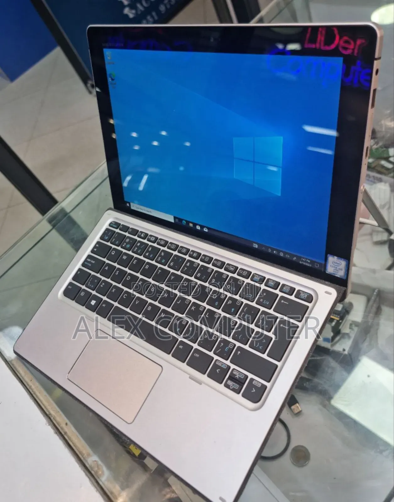 New Laptop HP Elite X2 1012 G2 8GB Intel Pentium SSD 256GB